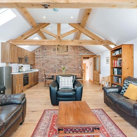 Ryton Grange Church Barn Sleeps 5 Shrewsbury Exteriér fotografie