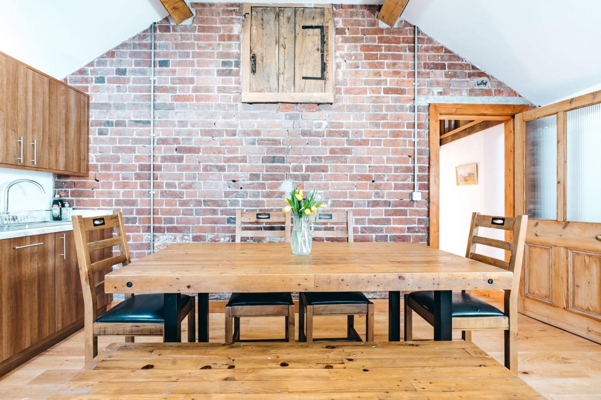Ryton Grange Church Barn Sleeps 5 Shrewsbury Exteriér fotografie